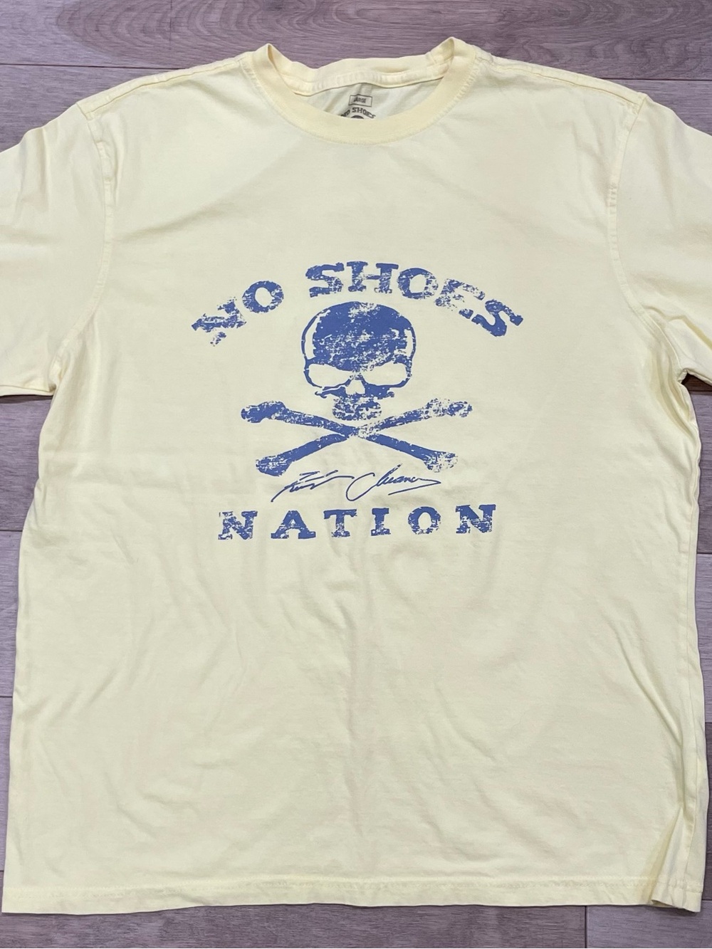Kenny Chesney No Shoes Nation Yellow Graphic Crewneck T-Shirt